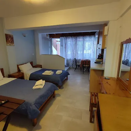 Avra Aparthotel Dassiá