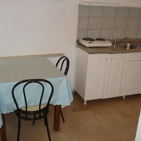 Aparthotel Avra Dassiá