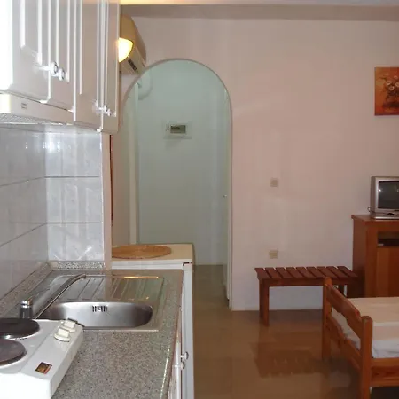 Avra Aparthotel Dassiá
